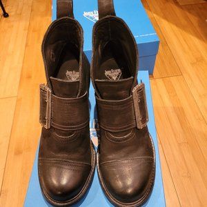 John Fluevog -East End - Porter Size 6